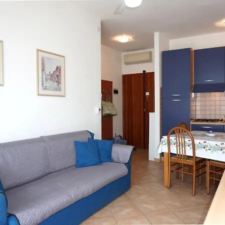 Apartment Enjoy Your In Our Pool - Beahost